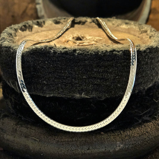 Collier | Herringbone
