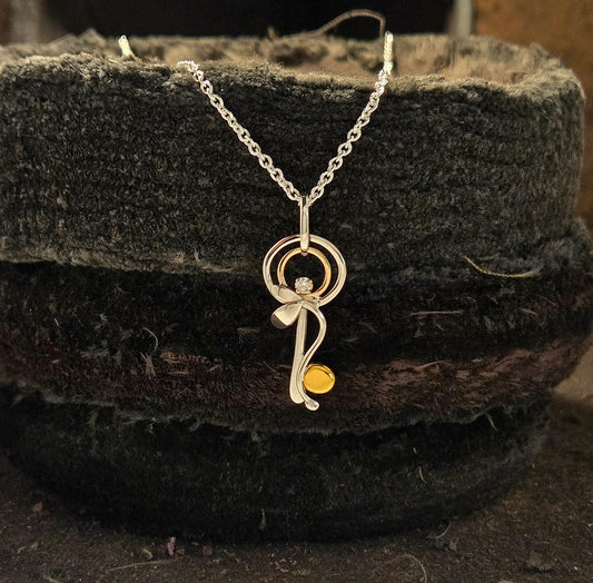 Clé d 'avril diamant et or pur, naissance 